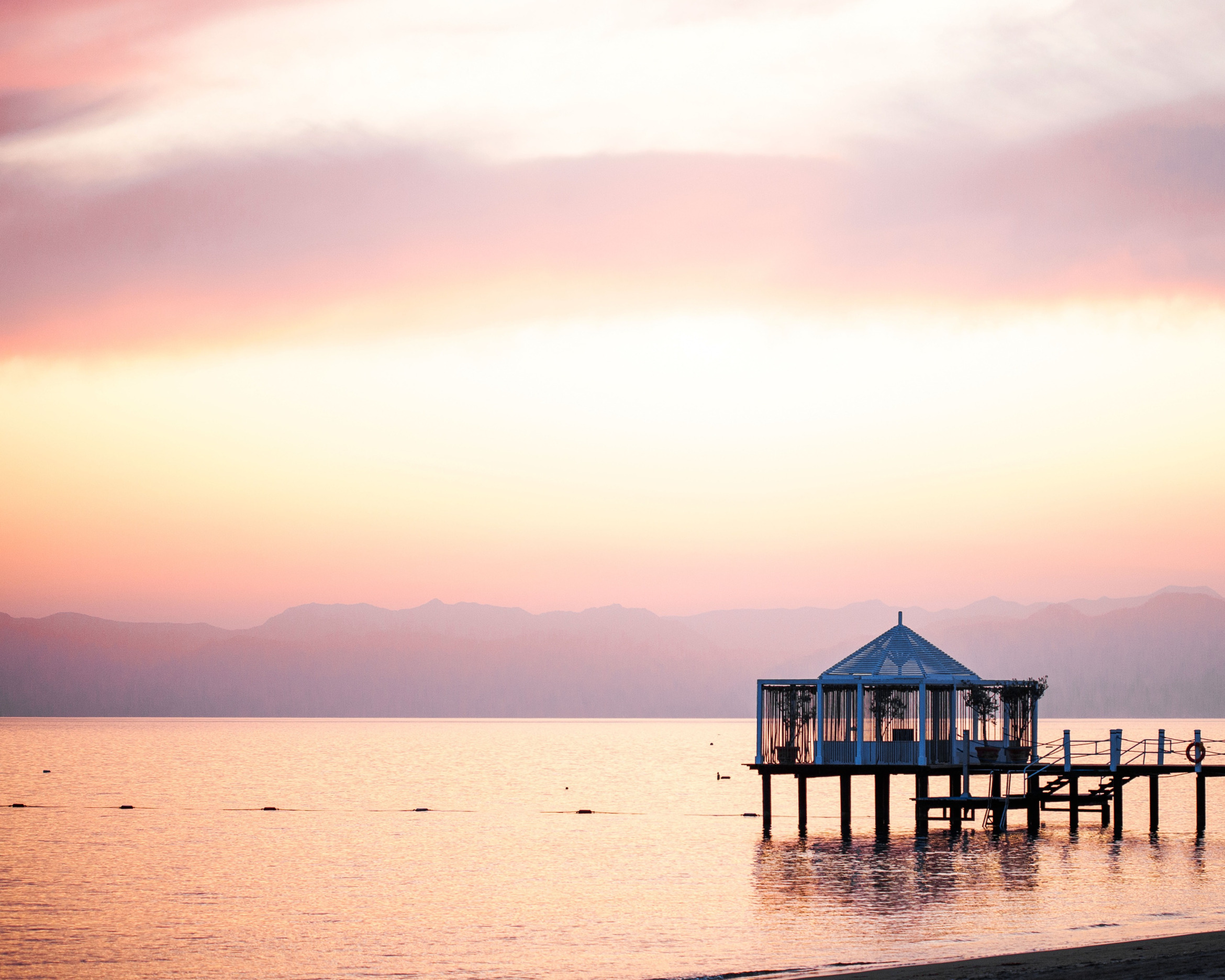 Pavillon am Strand in Belek (Türkei); Detektivagentur Belek (Türkei), Privatermittler Belek (Türkei), Wirtschaftsdetektei Belek (Türkei), Wirtschaftsdetektiv Belek (Türkei)